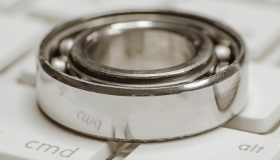 Łożyska kulkowe, stożkowe, baryłkowe — czym się różnią i kiedy je stosować?